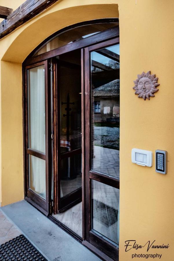 Appartamento Sole-Luna Colleoli Exterior foto